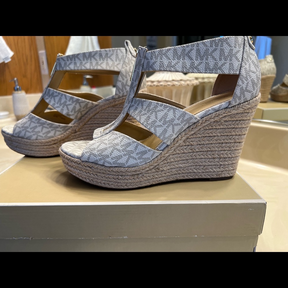Michael Kors Damita Wedge